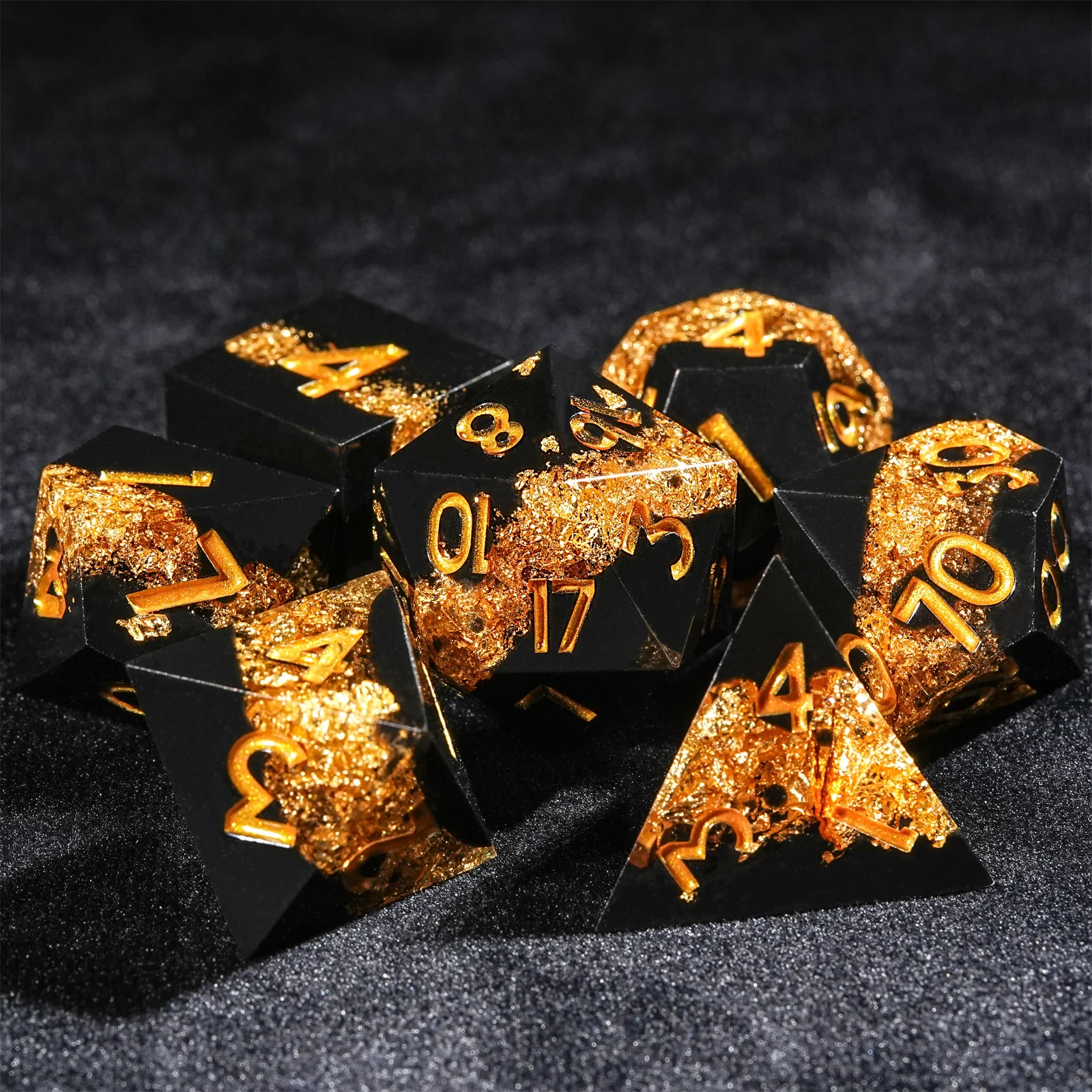 7pcs DND Dice Resin Black Gold - огляд і ціна Board Game Dungeons And Dragons