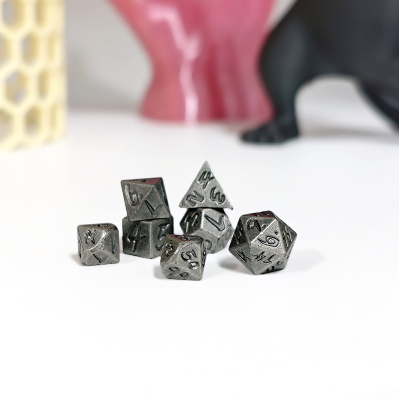 7Pcs Metal Dice and 1Pc Pocket - огляд і ціна Dice Set Polyhedral